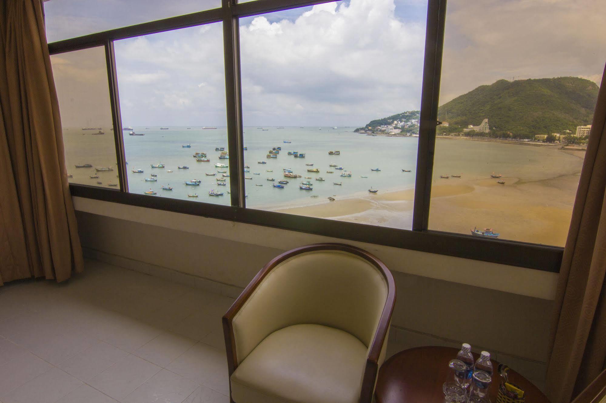 Vung Tau P&T Hotel Exterior photo
